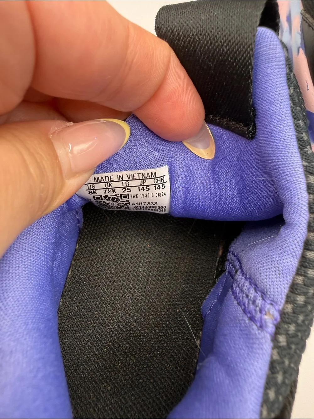 adidas Kids Black & Purple Lace-Detail Athletic Sneakers